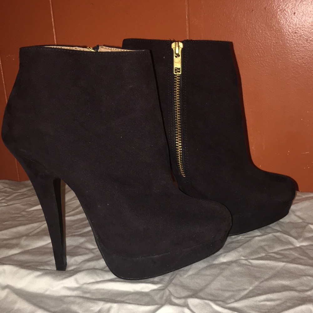 Black Aldo Booties